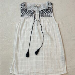Max Studio White and Black Embroidered Tank Top
